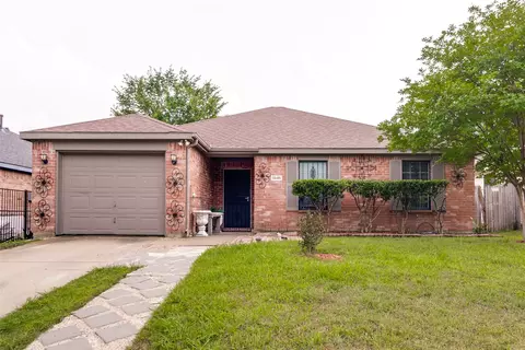 9646 Briggs St, Dallas, TX 75227
