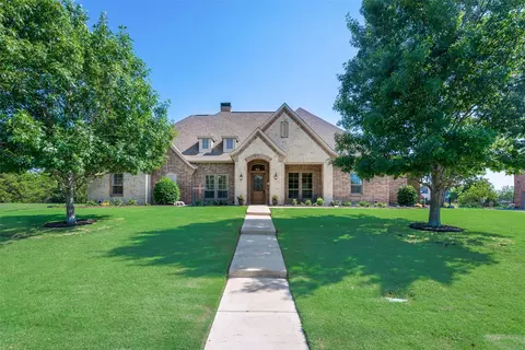 528 Heathland Xing, Heath, TX 75032