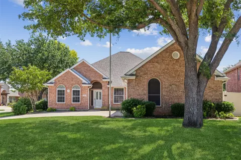 400 Rembert Ct, Highland Village, TX 75077