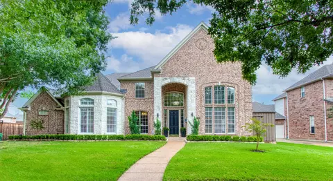 2616 Sir Turquin Ln, Lewisville, TX 75056