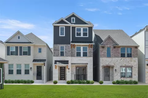 4353 Henderson Ave, North Richland Hills, TX 76180