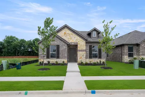 217 Foreman Dr, Midlothian, TX 76065