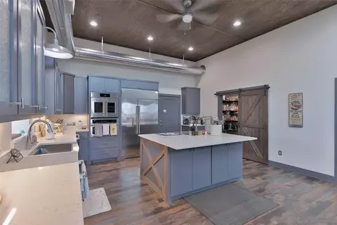 Kitchen - 531 Apache Ln, Abilene, TX 79601 photo 2 of 4