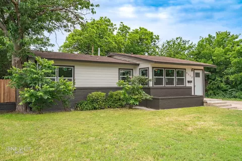 3117 S 20th St, Abilene, TX 79605