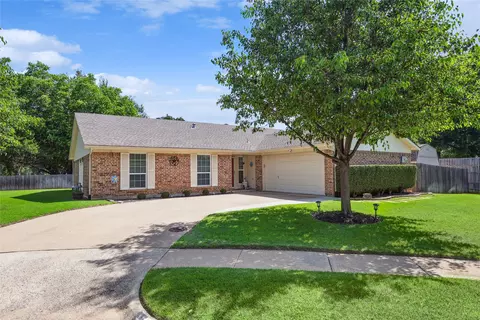 4004 Azalea Ct, Flower Mound, TX 75028