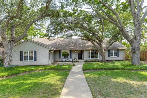 9624 Ravensway Dr, Dallas, TX 75238