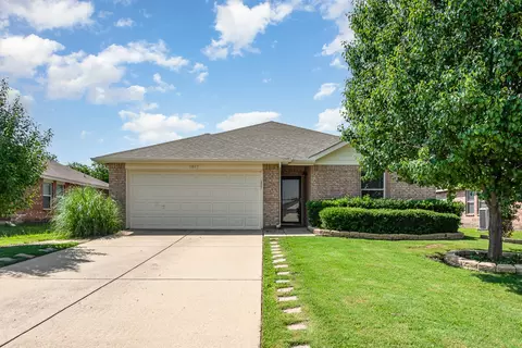 Exterior - 1817 Northridge Dr, Terrell, TX 75160 photo 3 of 9