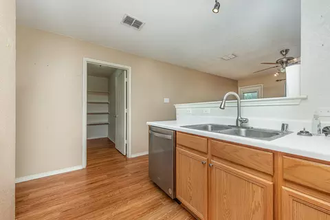 Kitchen - 1817 Northridge Dr, Terrell, TX 75160 photo 4 of 4