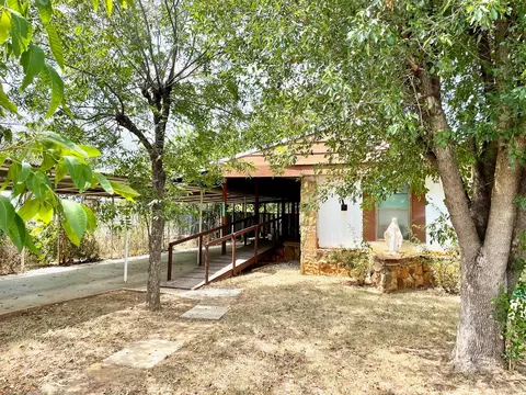 1212 W 4th St, Breckenridge, TX 76424