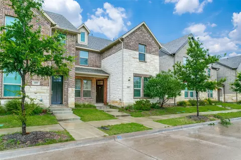 6813 Mcclelland Dr, North Richland Hills, TX 76180