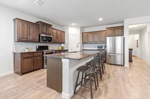 1115 Pacifica Trl, Cleburne, TX 76033 photo 14