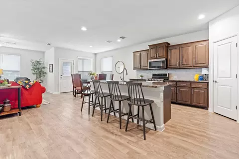 1115 Pacifica Trl, Cleburne, TX 76033 photo 13
