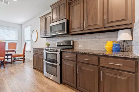 1115 Pacifica Trl, Cleburne, TX 76033 photo 17