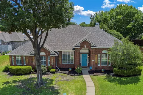 7402 Westhaven Dr, Rowlett, TX 75089