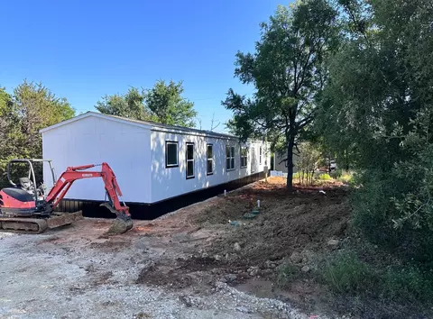 4209 W Virginia Dr, Granbury, TX 76048