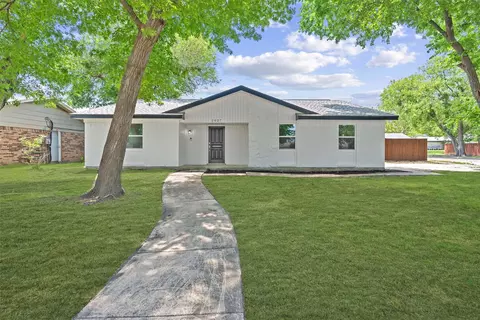 2027 Mars Dr, Garland, TX 75040
