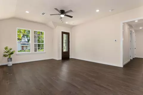 Living - 212 E Dunlap Ave, Boyd, TX 76023 photo 2 of 3