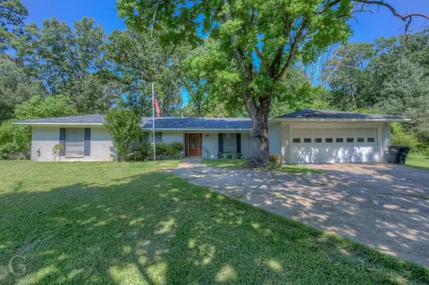 619 Lawrence Dr, Haughton, LA 71037
