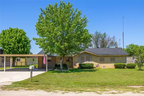 102 Broken Arrow St, Early, TX 76802