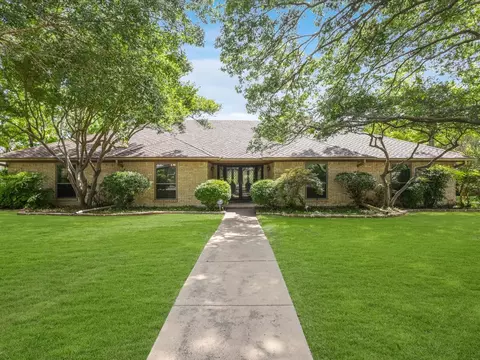 6900 Tumbling Trl, Fort Worth, TX 76116