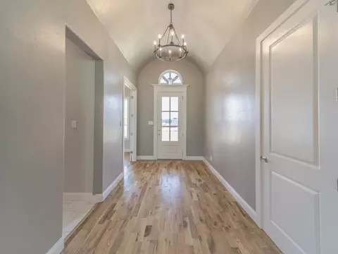 1027 Henry Way, Springtown, TX 76082 photo 11