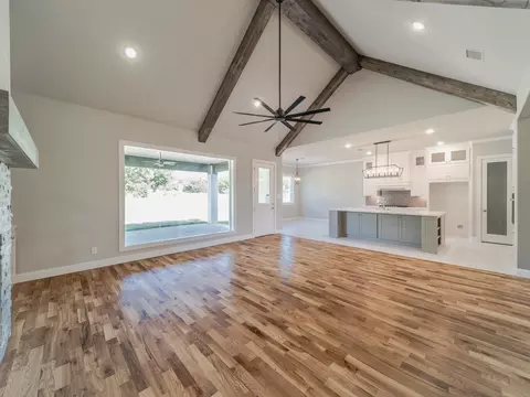 1027 Henry Way, Springtown, TX 76082 photo 16
