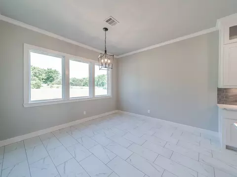 1027 Henry Way, Springtown, TX 76082 photo 24