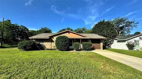 845 Betty Dr, Terrell, TX 75160