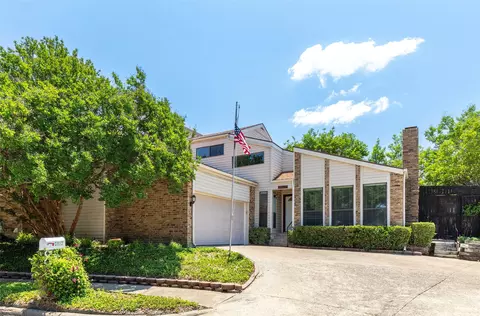 2812 Prescott Dr, Carrollton, TX 75006