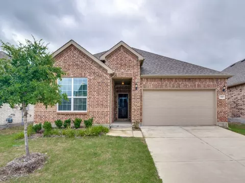 932 Elizabeth St, Anna, TX 75409