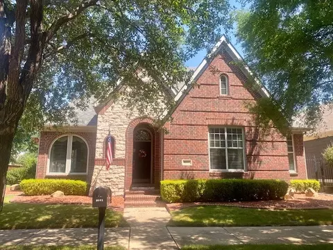 8605 Beetle Nut Ln, North Richland Hills, TX 76180