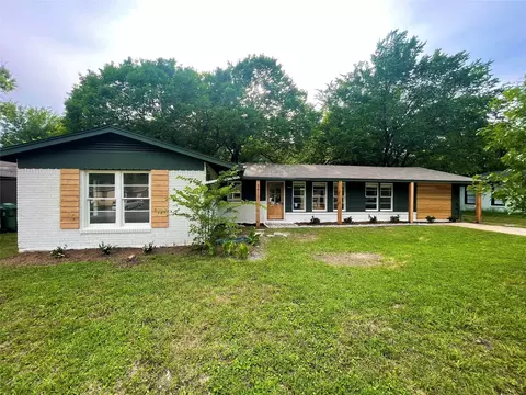2817 Rosebud Ln, Richland Hills, TX 76118