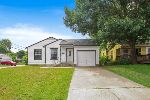 4844 Sandage Ave, Fort Worth, TX 76115