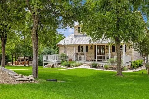 10033 Crestridge Ct, Whitney, TX 76692