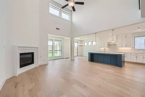 Living - 4814 Impression Ln, Prosper, TX 75078 photo 3 of 3