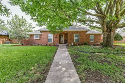 4117 Camino Dr, Plano, TX 75074