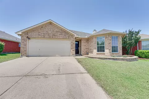 12316 Silver Mist Trl, Burleson, TX 76028