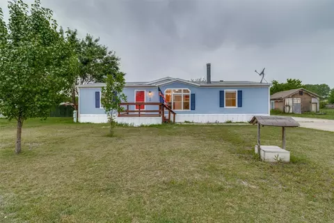 104 Elm Cir, Blue Ridge, TX 75424