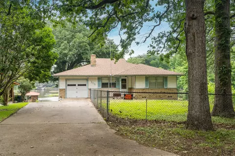 110 Mona Lisa Cir, Gun Barrel City, TX 75156