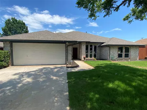5204 Prairie Creek Dr, Flower Mound, TX 75028
