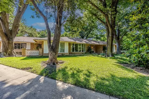 11703 El Hara Cir, Dallas, TX 75230