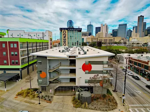 1111 S Akard St #410, Dallas, TX 75215