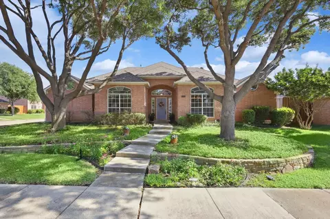 2616 Kings Gate Dr, Carrollton, TX 75006