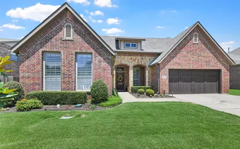 2705 Stonebriar Ct, Arlington, TX 76001