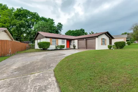 6319 Songwood Dr, Dallas, TX 75241
