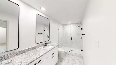 Bath - 1012 Mapleleaf Ln, Coppell, TX 75019 photo 1 of 3