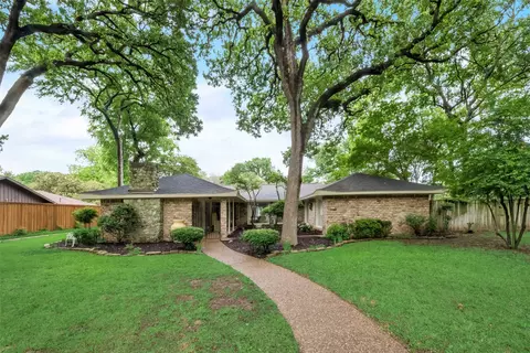 1407 Pebble Creek Dr, Euless, TX 76040