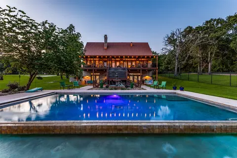 2350 Lakefront Shores Rd, Athens, TX 75752
