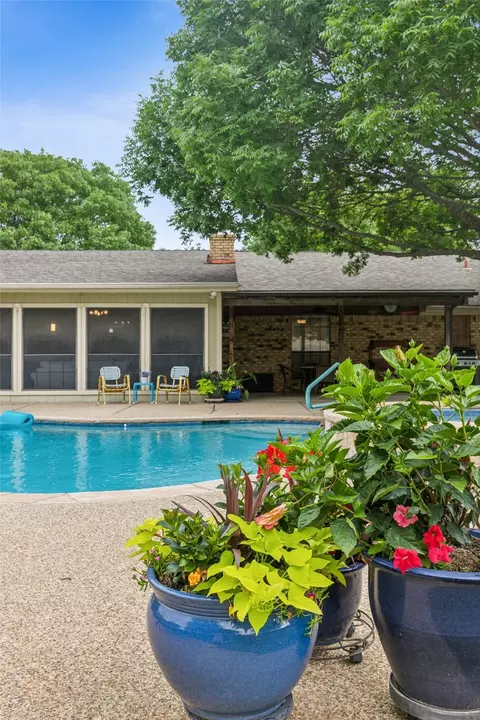 815 Central Dr, Colleyville, TX 76034