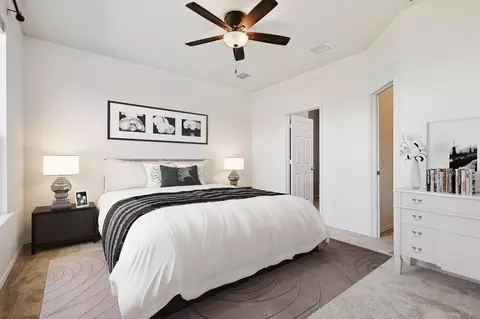 2901 Boone Ave, Aubrey, TX 76227